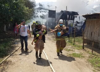 Una persona muerta y dos menores rescatados deja como resultado un incendio en El Progreso