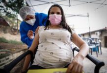 Honduras insta a embarazadas a vacunarse contra el Covid-19 ante número de muertes