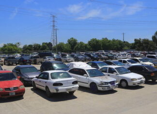 Vehículos y motocicletas decomisados desde hace tres meses serán devueltos sin pagar multas