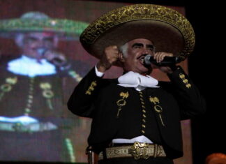 Confirman que Vicente Fernández padece el síndrome de Guillain-Barré