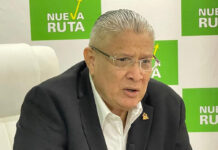 Esdras Amado López afirma que la adjudicación del TREP tendría el mismo esquema de compra de los hospitales móviles