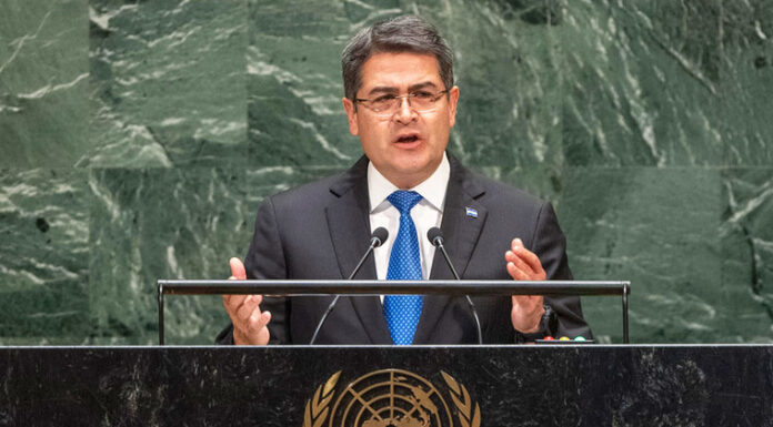 Presidente Hernández dice ante la ONU que Netflix podrían hacer una serie basada en testimonios de narcos hondureños