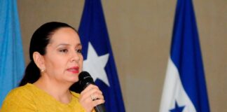La primera dama hondureña lidera misión que visitará frontera sur de México