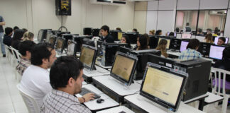 El Comité técnico y legal del CNE verifica la documentación de la empresa a la que se adjudicó el TREP