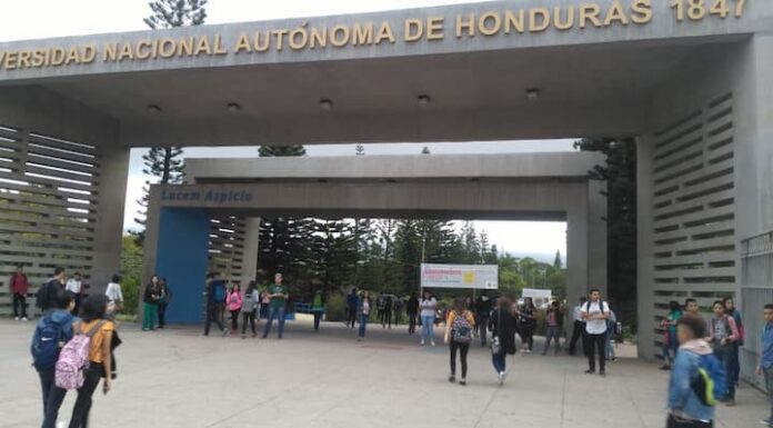 La UNAH está a la espera de la autorización por parte de Sinager para el retorno a clases semipresenciales