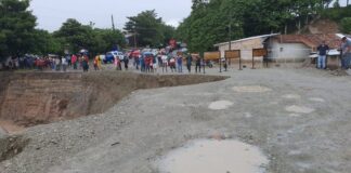 Cierran de manera indefinida la aduana de El Poy debido a las recientes lluvias