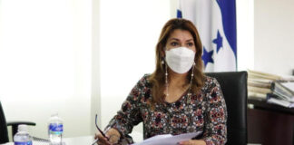 La Andeph pide a la ministra de Salud que deje su cargo y permita que le hagan una investigación