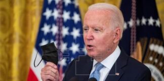 Biden defiende su mandato para vacunar a empleados ante amenazas de demandas