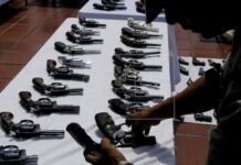 EEUU alerta de récord de pasajeros con armas en aeropuertos de Florida