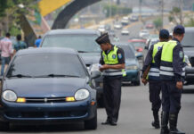 La DNVT decomisa al menos 1,250 licencias de conducir durante el fin de semana