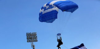 El portavoz de las FFAA, José Coello descarta que un paracaidista haya perdido la vida en una prueba de salto libre