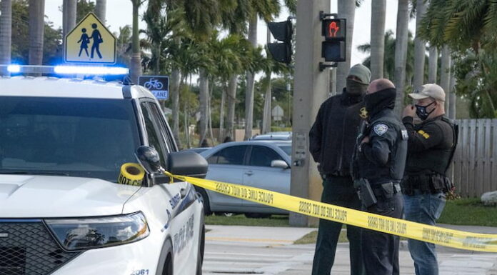 Un estudiante resulta herido en un tiroteo en una escuela de secundaria en EE. UU.