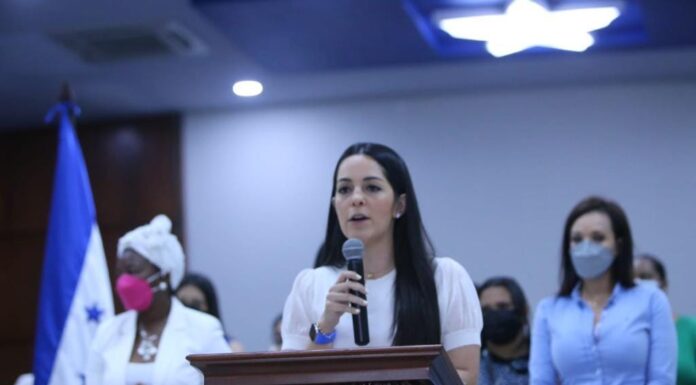 Vicepresidenta del Partido Nacional: “Propuesta del aborto de Libre es perversa y destructiva de la vida”