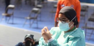 El doctor Roberto Cosenza asegura que la vacuna contra el Covid-19 tendrá que ser obligatoria