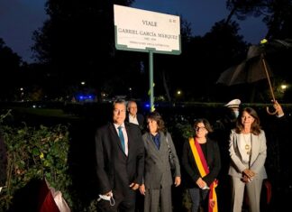 Colombia inaugura en Roma una calle en honor al escritor Gabriel García Márquez