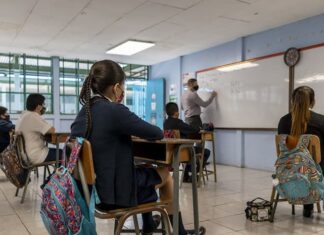 ONU: Las escuelas de América Latina deben reanudar un 100% sus clases presenciales de inmediato