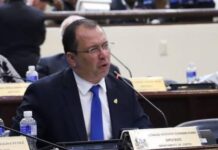 Diputado Reynaldo Ekónomo se presentará este día a audiencia inicial por caso de corrupción en el IHSS
