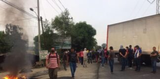 Protestan pobladores de Rancho Manacal exigiendo la construcción de un puente