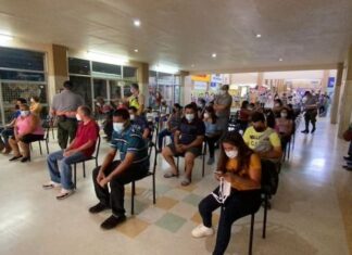 Más de 7,000 personas fueron vacunadas en terminal de buses de San Pedro Sula