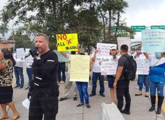 Antivacunas protestan en Honduras contra la obligatoriedad y señalan que pandemia es “terrorismos mediático”