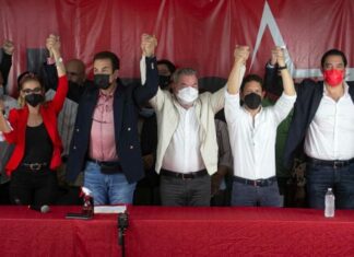 Oposición anuncia acciones para que el CNE inscriba candidatura a la alcaldía de Roberto Contreras