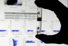 Científicos hallan un anticuerpo eficaz contra todas las variantes de covid