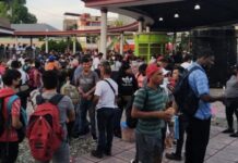 Miles de migrantes inician caravana desde frontera sur de México a la capital