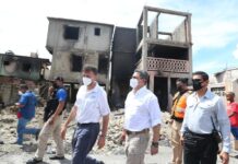 El presidente Hernández asegura que el dinero no será un problema para la reconstrucción de viviendas en Guanaja