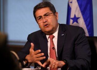 #Loúltimo | El expresidente Hernández asegura que está listo para entregarse voluntariamente y defenderse de acuerdo a ley