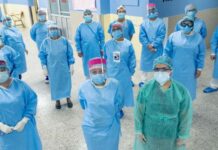 En celebración del Día del Médico, hondureños lamentan las condiciones laborales en el gremio