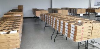 El CNE recibe los primeros equipos del sistema TREP que utilizarán en las elecciones generales