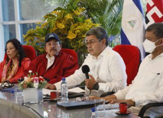 El presidente Hernández y Daniel Ortega firman un tratado de respeto fronterizo y desarrollo del Golfo de Fonseca