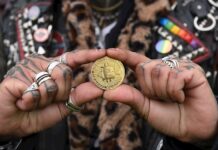 ¿Quién inventó el bitcóin? y otros clics tecnológicos en América