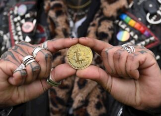 ¿Quién inventó el bitcóin? y otros clics tecnológicos en América