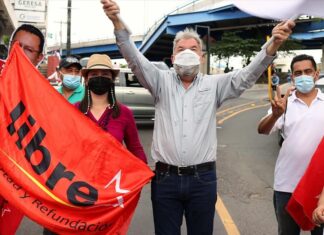 Roberto Contreras anuncia huelga de hambre tras no ser inscrito por el CNE