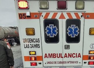 Interceptan «ambulancia pirata» en México con migrantes hondureños hacinados