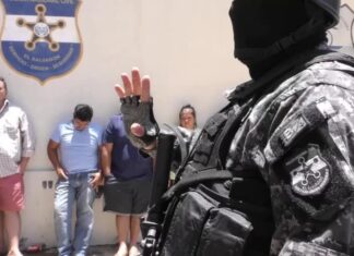 Detienen en El Salvador a banda dedicada al tráfico de personas hacia EEUU
