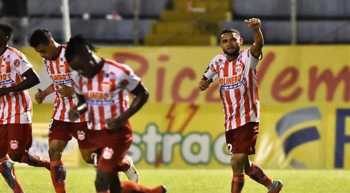 El Vida sigue líder del fútbol hondureño y Real España lo escolta a un punto