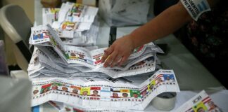 EEUU “sigue de cerca” el escrutinio de votos en Honduras