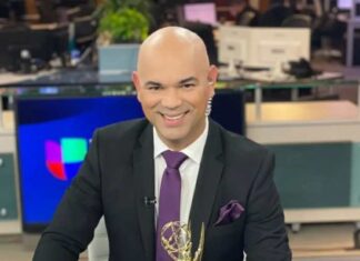 El periodista hondureño Javier Castro gana el premio Emmy por su destacada labor en Univisión