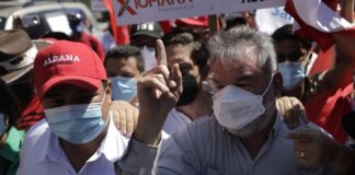 Líder liberal asegura que la decisión de dejar fuera a Roberto Contreras fue una «patraña» de Mel Zelaya