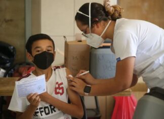 Unos 600 mil menores de 12 a 17 años están inmunizados contra la Covid-19 en Honduras