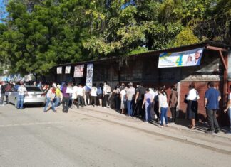 Elecciones en Honduras transcurren en calma y alta participación