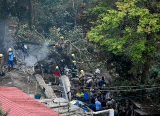 Muere el jefe del Estado Mayor de la India tras estrellarse el helicóptero en el que viajaba