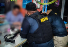 Exaspirante a cargo de elección popular es capturado por suponerlo responsable de pornografía infantil y violación