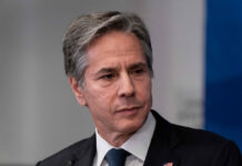 EE.UU. avisa de sanciones económicas inéditas contra Rusia si ataca Ucrania