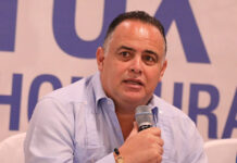 Armando Calidonio declara ante el Ministerio Público por la sustracción de documentos municipales