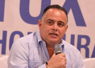 Armando Calidonio declara ante el Ministerio Público por la sustracción de documentos municipales