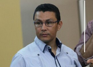 Dictan medidas sustitutivas para dos implicados en sonado caso que involucra a Ebal Díaz