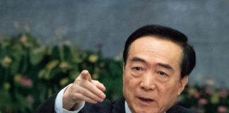 Jefe de PCCh en Xinjiang sancionado por EEUU deja el cargo para ser ascendido